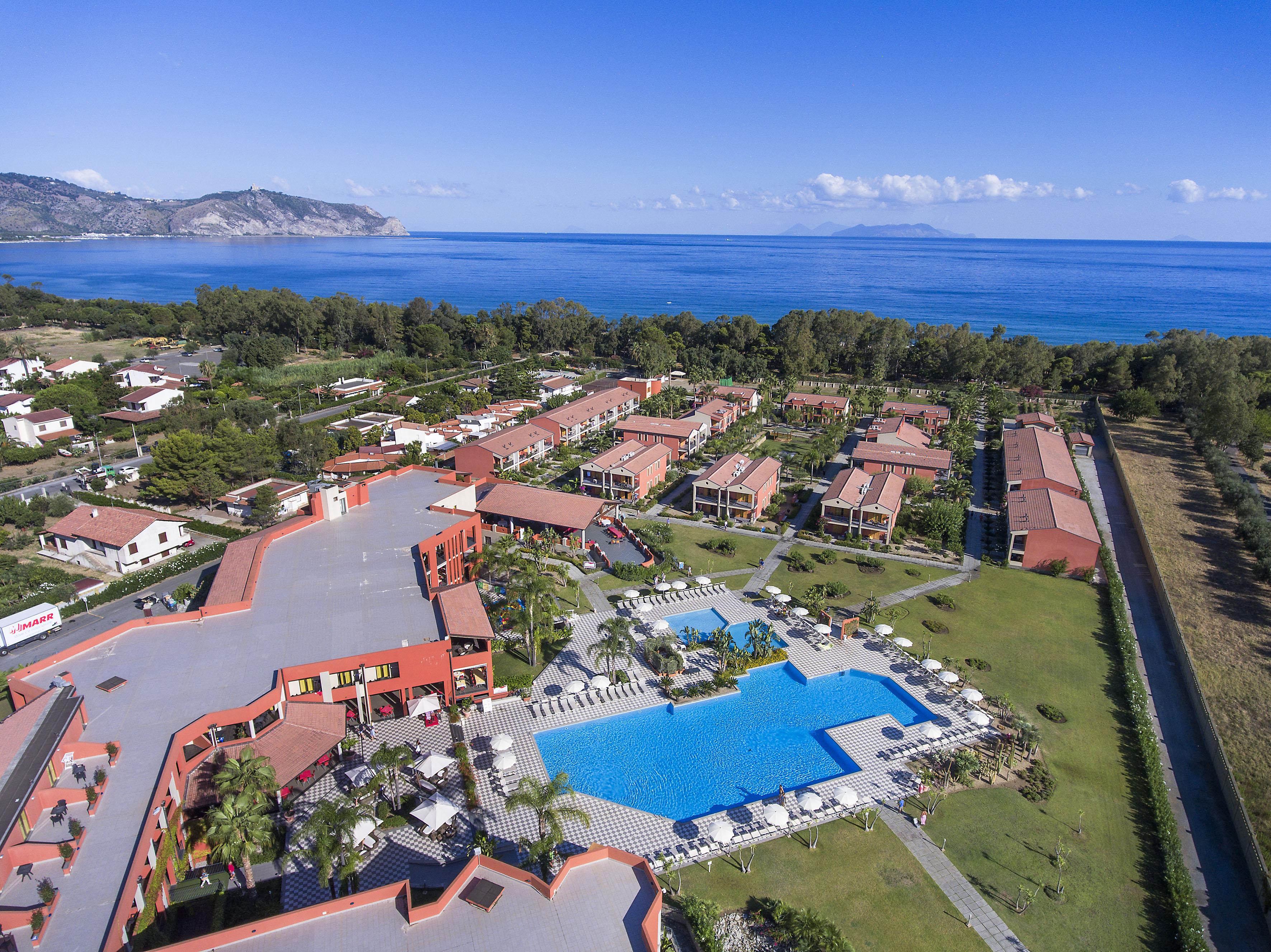VOI Baia di Tindari Resort Furnari Esterno foto